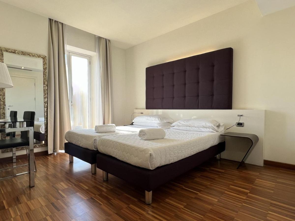 Hotel La Bussola Milazzo Buitenkant foto