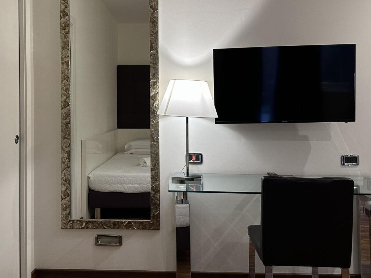 Hotel La Bussola Milazzo Buitenkant foto