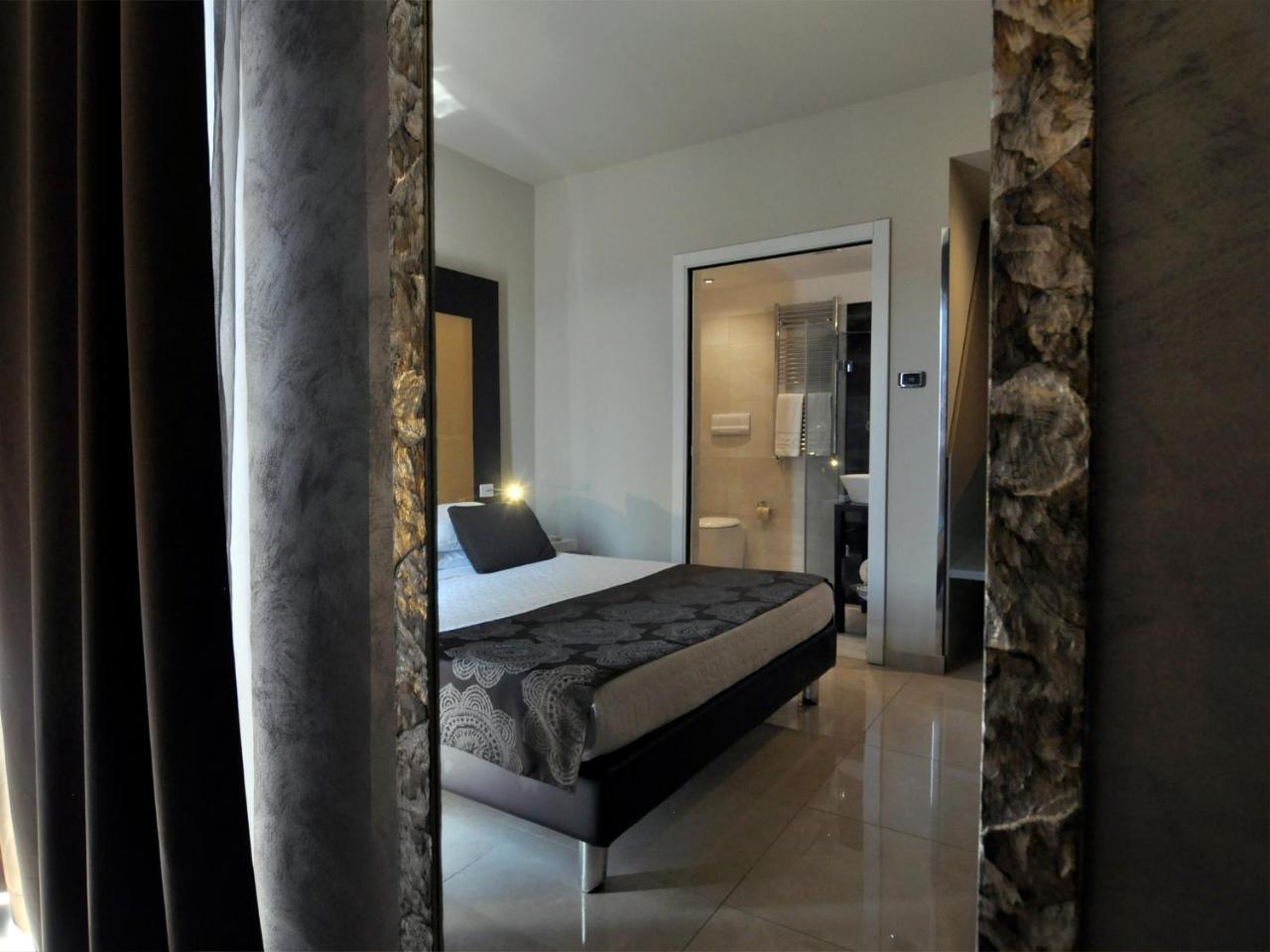 Hotel La Bussola Milazzo Buitenkant foto